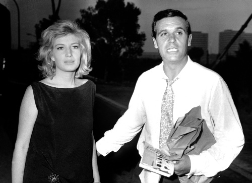 Galleria foto 'Monica Vitti, icona del set da Antonioni a Monicelli – La vita, la carriera e le immagini più belle' - foto 18