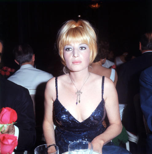 Galleria foto 'Monica Vitti, icona del set da Antonioni a Monicelli – La vita, la carriera e le immagini più belle' - foto 26