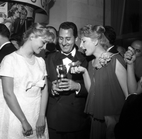Galleria foto 'Monica Vitti, icona del set da Antonioni a Monicelli – La vita, la carriera e le immagini più belle' - foto 30