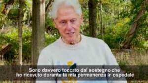 Usa, Bill Clinton dimesso dall’ospedale: ” Felice di essere a casa”