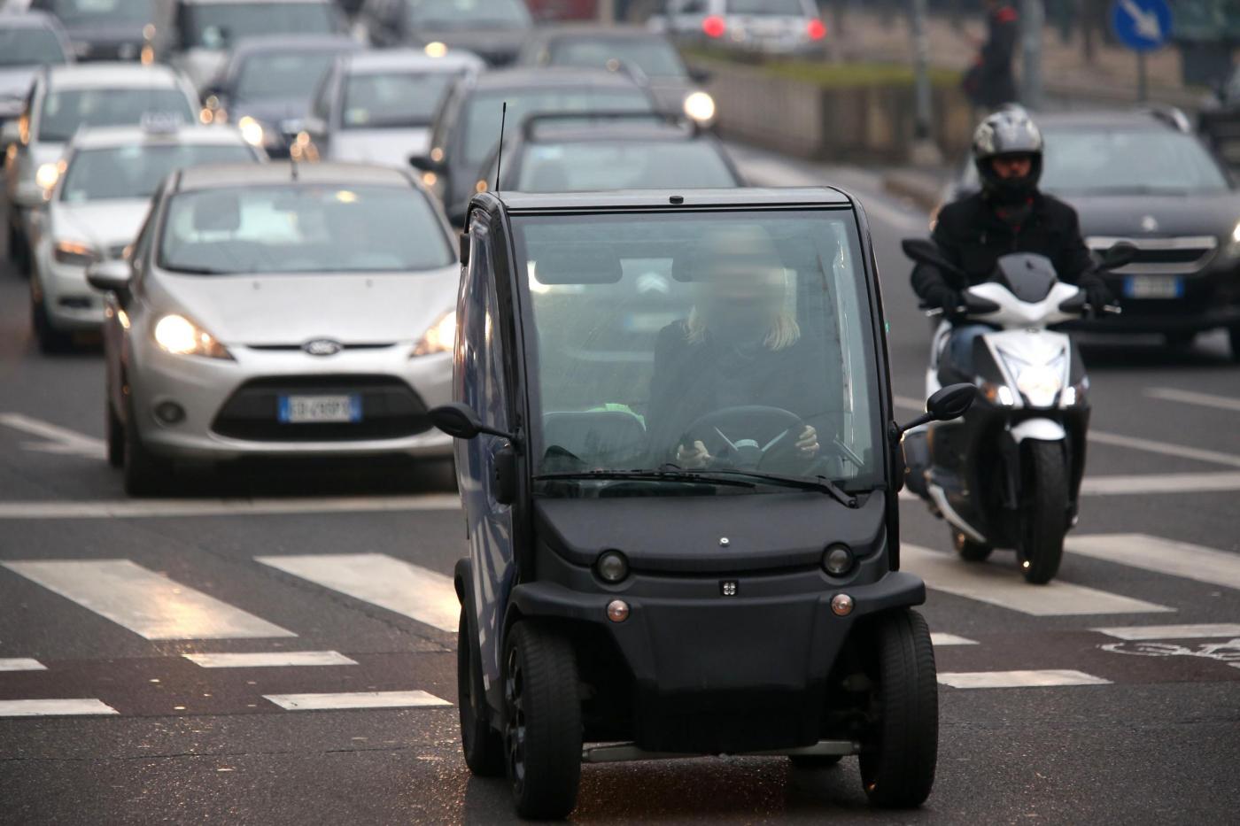 L’Italia torna a muoversi: tanti mezzi privati, poco trasporto pubblico