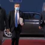 Bruxelles, Draghi arriva con gli altri leader al secondo giorno del vertice