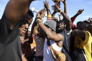 Migranti a bordo della Sea Watch 3: sbarcheranno a Pozzallo