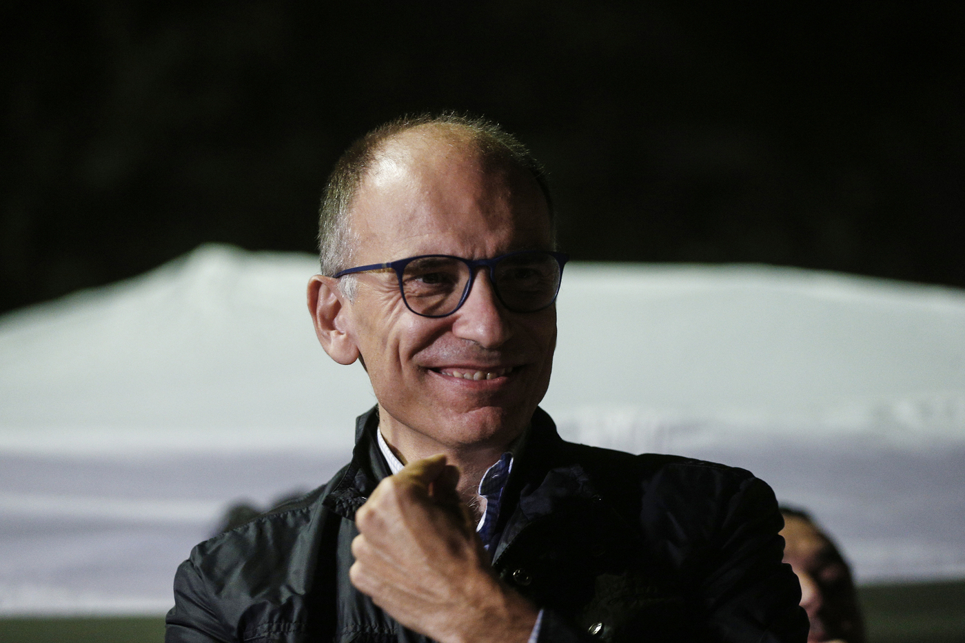 Quirinale, Letta: “Se ne parla dopo manovra. Cav preso in giro da Salvini e Meloni” Quirinale, Letta: “Se ne parla dopo manovra. Cav preso in giro da Salvini e Meloni”