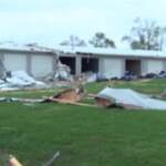 Usa, tornado devasta cittadina del Missouri: auto e case distrutte