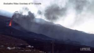 La Palma, non si placa l’eruzione del vulcano Cumbre Vieja