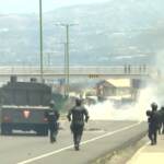 Ecuador, proteste contro aumento prezzi del carburante: disordini in diverse città