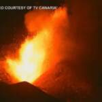 Canarie, allerta terremoti a La Palma per le eruzioni del Cumbre Vieja