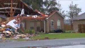 Usa, nuovo tornado in Louisiana: le macerie lasciate dalle raffiche di vento