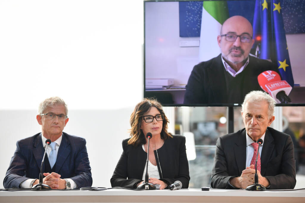 Galleria foto 'A Ecomondo la Presentazione di LaPresse Green – la Fotogallery' - foto 10