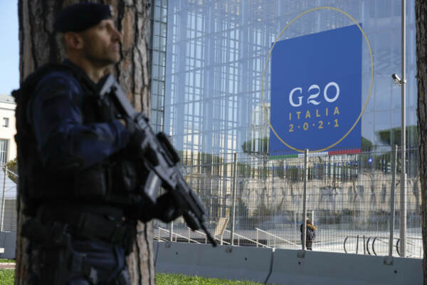 Controlli di sicurezza in vista del vertice del G20 a Roma