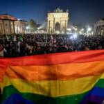 Milano, manifestazione contro la bocciatura del DDL Zan al Senato