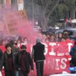 Roma, studenti in piazza contro il G20: “Siamo il futuro senza futuro”