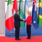 G20, Draghi accoglie i leader: il premier saluta von der Leyen, Guterres e Biden