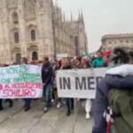 Milano, No Green Pass: corteo oltre il percorso concordato con questura