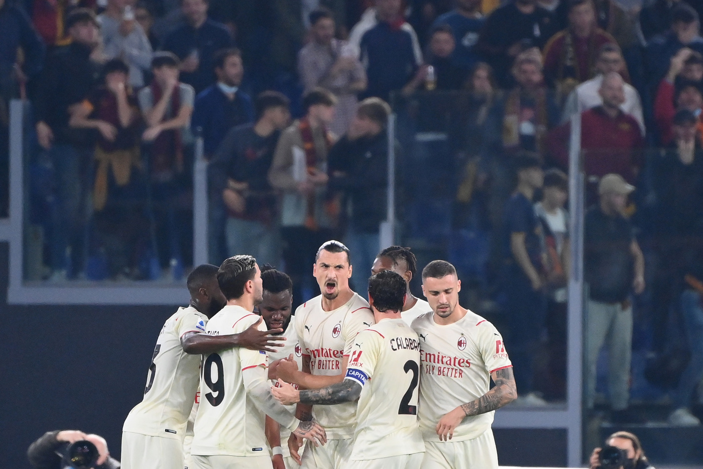 Calcio: effetto Ibra, il Milan non si ferma più. Roma ko