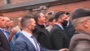 Bolsonaro ad Anguillara Veneta, paese dei bisnonni: bagno di folla e proteste