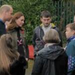 Cop26, William e Kate cucinano e piantano fiori con gli scout