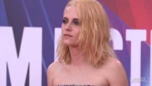 Kristen Stewart si è fidanzata, presto sposerà la sceneggiatrice Dylan Meyer