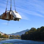 Torino, Fiat 500 di marmo nel fiume Po: l’opera dell’artista Nazareno Biondo – FOTOGALLERY