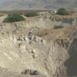 Sulle coste del Mar Morto compaiono buchi giganteschi: colpa del cambiamento climatico