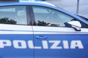 Ostia, ennesimo femminicidio: una 77enne è stata uccisa con un colpo di fucile, arrestato il marito