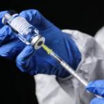 L’agenzia del farmaco del Regno Unito autorizza la pillola Merck contro il Covid