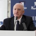 Salerno, anche il governatore De Luca coinvolto in indagine su intrecci politica-coop