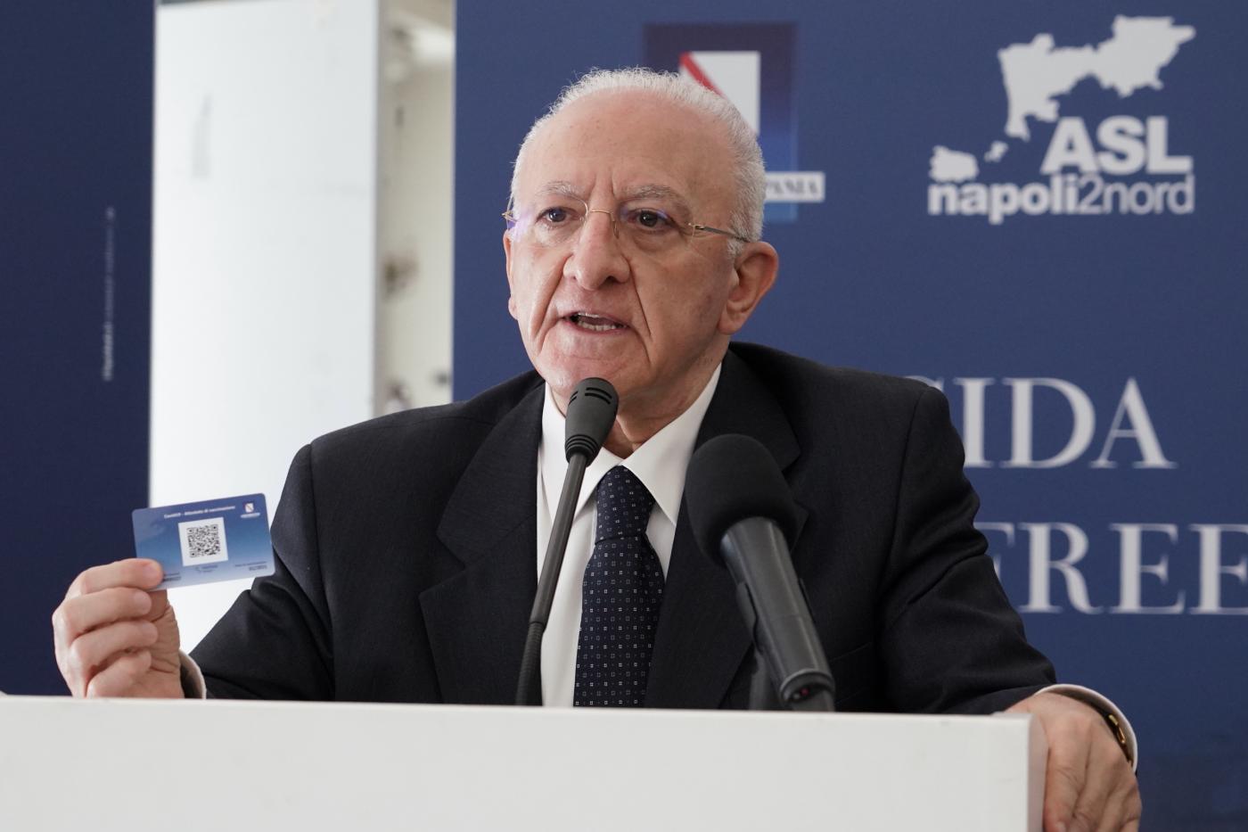 Salerno, anche il governatore De Luca coinvolto in indagine su intrecci politica-coop