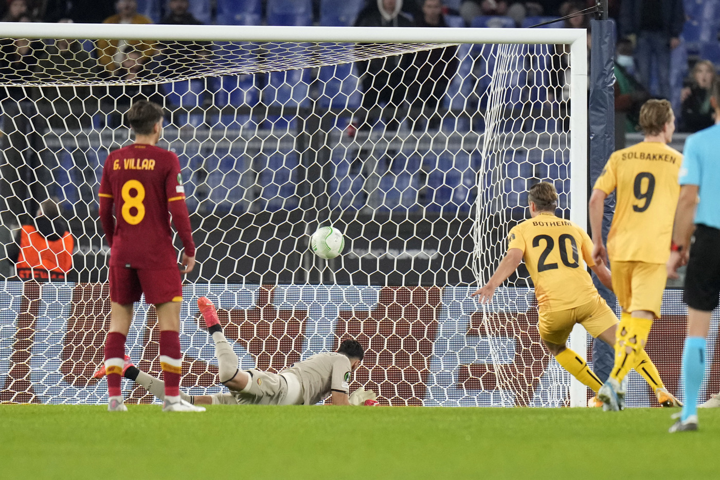 Conference League: la Roma fermata sul pari dal Bodo Glimt, 2-2