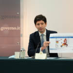 Covid: allarme contagi, +6.764 in 24 ore. Speranza: “Correre con terze dosi”