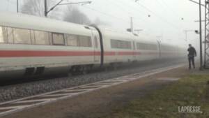 Germania: attacco con coltello su un treno, diversi feriti. Arrestato aggressore