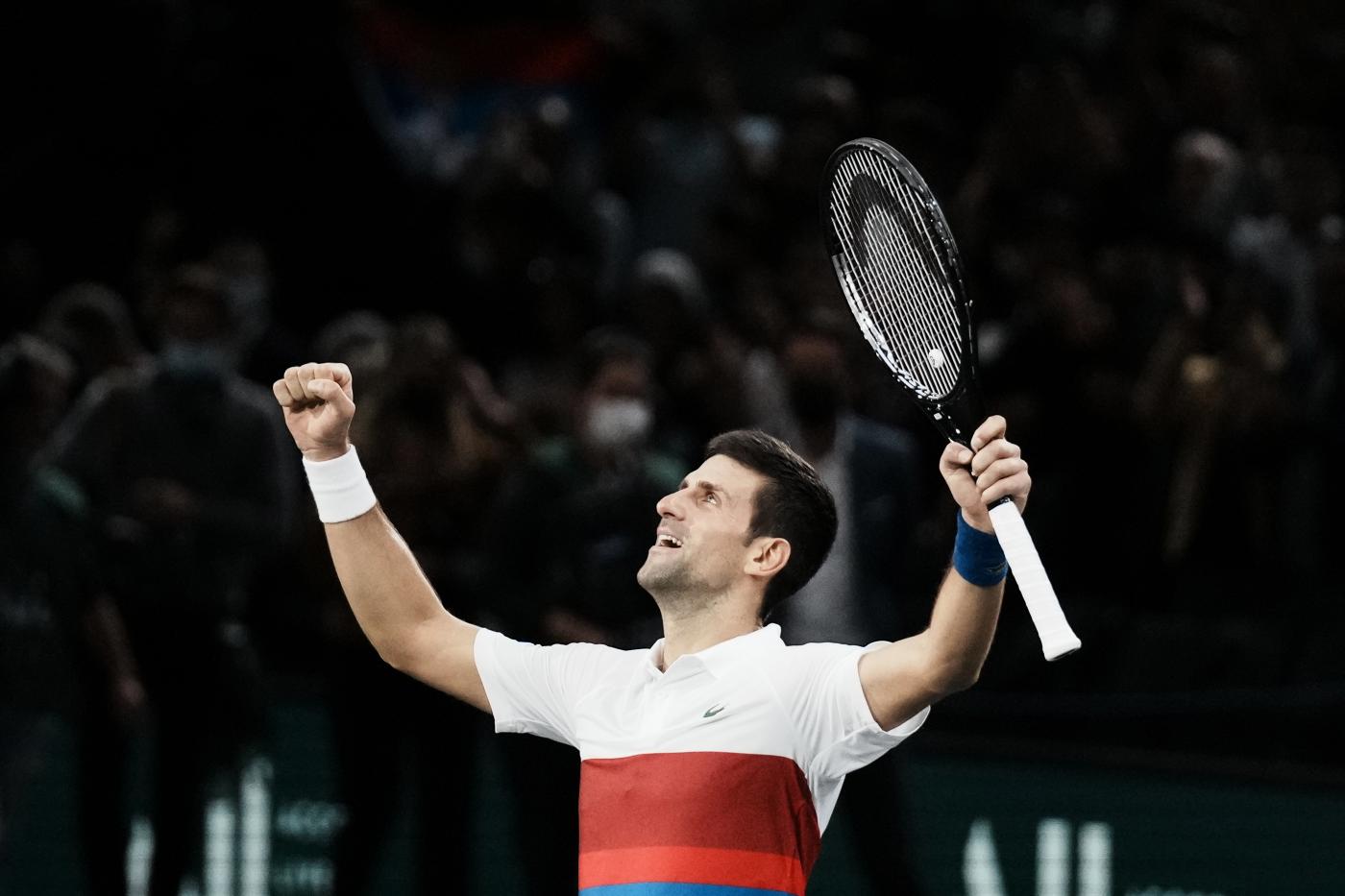 Tennis: Djokovic trionfa a Parigi-Bercy, battuto Medvedev