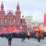 Russia, i comunisti celebrano l’anniversario della Rivoluzione d’ottobre