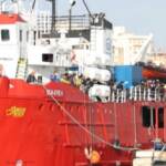 Migranti: concluso lo sbarco di oltre 800 persone a Trapani