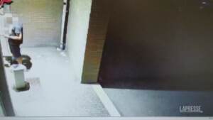 L’Aquila, due arresti per sequestro di persona: minacciarono 25enne con machete per rubargli i soldi