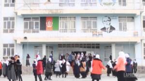 Afghanistan, riaprono le scuole femminili a Herat