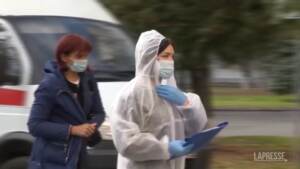 Covid, record di vittime in Russia e Ucraina