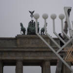 Covid: Berlino vieta accesso ristoranti e musei a persone non vaccinate