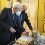 Lavoro, Mattarella: “La ripartenza è cominciata, forte rimbalzo dell’economia”