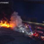 Philadelphia, enorme incendio in una discarica