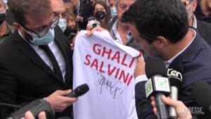 Ghali insulta Salvini: una maglia della Tunisia per il leader della Lega, la pace sancita da Le Iene