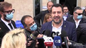 Reddito cittadinanza, Salvini: “Sia un contributo temporaneo”