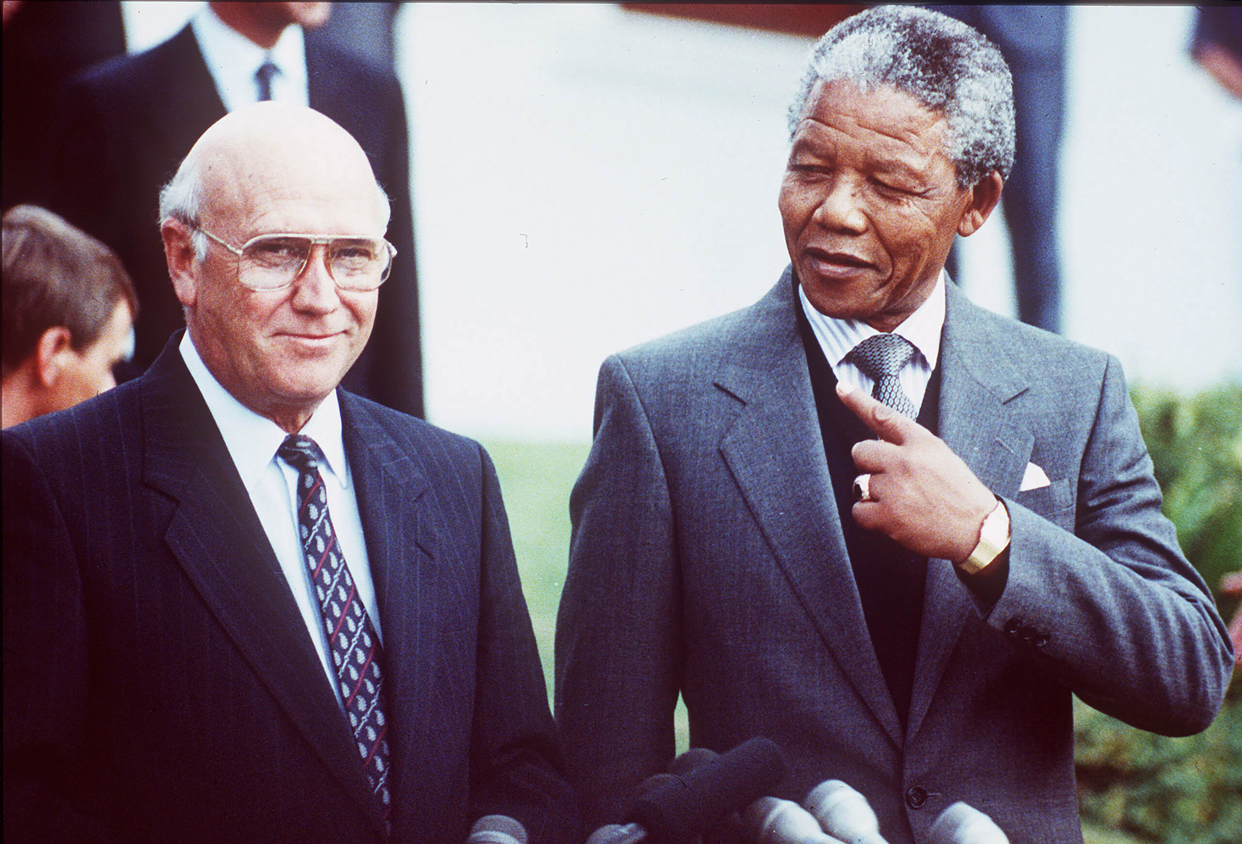 Sudafrica: è morto a 85 anni l’ex presidente Frederik de Klerk. Fu premio Nobel per la Pace con Nelson Mandela
