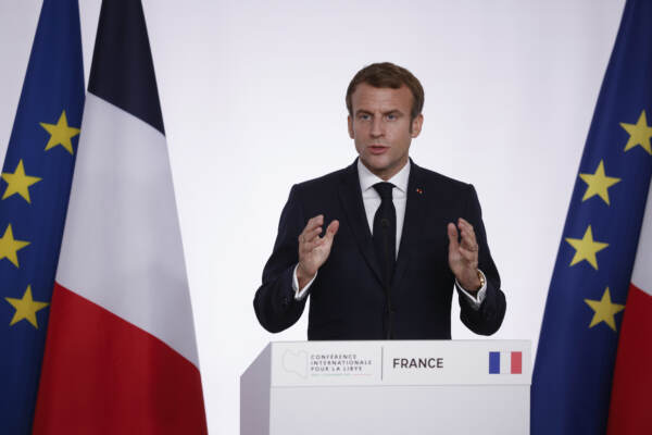 Libia, accordo dei leader a Parigi: le elezioni il 24 dicembre