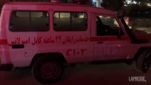 Afghanistan: esplode minibus a Kabul, un morto e 5 feriti