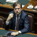 Covid, Sileri: “Sarà un Natale libero”. In Austria oggi scatta il lockdown per i non vaccinati