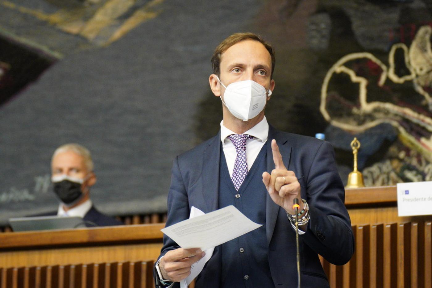 Covid, governatori in pressing: “No a restrizioni a vaccinati” Covid, governatori in pressing: “No a restrizioni a vaccinati”