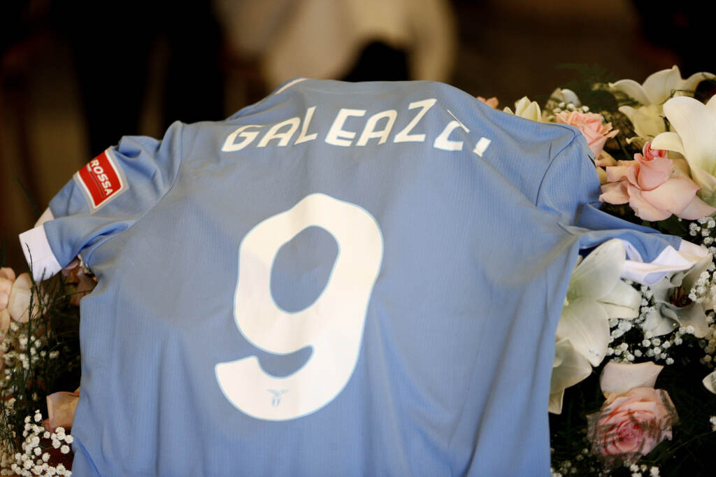 Galleria foto 'Roma, l’ultimo saluto a Giampiero Galeazzi' - foto 2