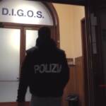 No Green Pass: incitavano alla violenza in chat, perquisiti 17 attivisti radicali. Minacce anche a Draghi